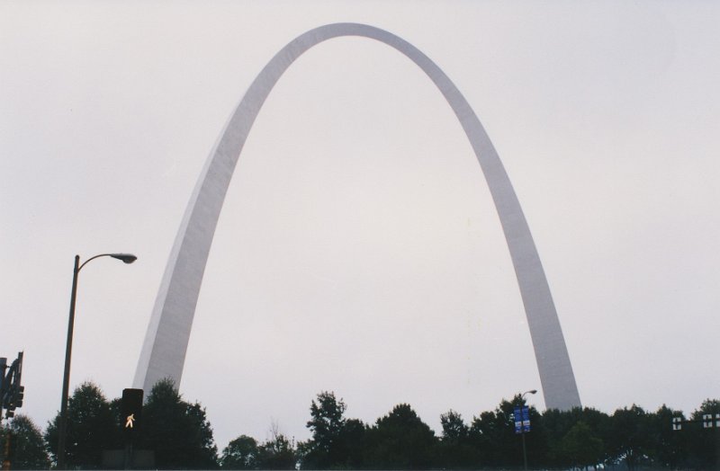 005-Gateway Arch.jpg